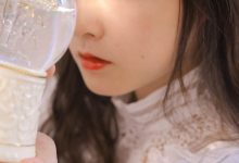 蕾丝裙美女清新复古写真图片-秀人美女
