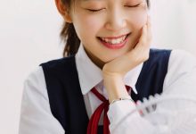 马尾辫美女清纯养眼制服写真图片-秀人美女