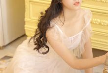 白嫩美女尤物丰乳翘臀私房性感图片-秀人美女