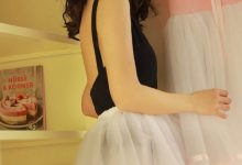 艺校美女大学生吊带裸背美女图片-秀人美女