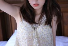 纯情美女大眼长腿美女性感写真-秀人美女