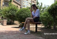 [K&M]丝足视频 NO.0011 运动鞋白色脏袜子[1V／0.99GB]-秀人美女