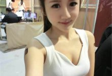 巨乳网红美女小精翎大眼萌妹甜美自拍照-秀人美女