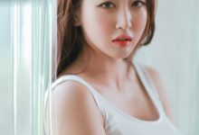 丰满美女前凸后翘性感诱人写真-秀人美女