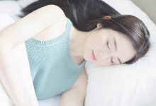 丸子头美女清新迷人居家写真图片-秀人美女