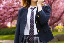 制服美女清纯迷人日系写真图片-秀人美女