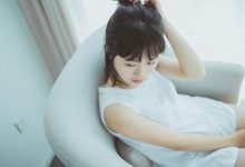 日系美女清新随性居家写真图片-秀人美女