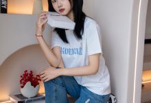 足愉心 NO.035 奶芙（搭配：白T恤、牛仔裤、运动鞋、白色棉袜、裸足）[115P+2V／19.2GB]-秀人美女