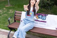 物恋传媒 No.2407 奶糖-帆布鞋、自然穿脏白棉袜、裸足 [160P1V-4.39GB]-秀人美女