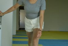 爱月下 NO.001 茜茜【舞蹈热身】作为拉拉队长，每天必修课就是加强舞蹈训练！[111P1V-3.68GB]-秀人美女