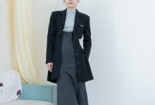 物恋传媒 No.2533 茯苓-短靴、厚黑丝、皮筋绑脚老头乐挠脚 [159P1V-4.04GB]-秀人美女