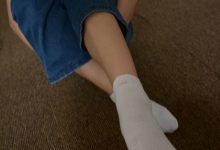 [战前女神] 恋足美腿棉袜女神级摄影套图 024 [220P-359MB]-秀人美女