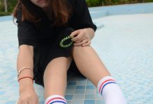 [战前女神] 恋足美腿棉袜女神级摄影套图 140 [127P+138M]-秀人美女