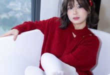 丝恋摄影 NO.010 泡芙-红色毛衣 小白裙 厚白丝袜 白色板鞋[228P+1V／3.13GB]-秀人美女