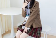 物恋传媒 No.2567 萌萌-短靴、白棉袜、裸足、jk制服 [150P1V-3.61GB]-秀人美女