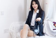 物恋传媒 No.2630 菜菜-皮鞋、薄灰丝、裸足、jk制服 [164P1V-4.01GB]-秀人美女