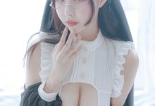 RANA - Am I Pure [70P-754MB]-秀人美女