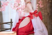 阿半今天很开心 –  可畏巫女-秀人美女