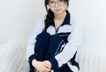 物恋传媒 No.2791 萌萌-板鞋、白棉袜、薄肉丝、校服裤里丝-秀人美女