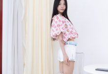 物恋传媒 No.2797 茯苓-高跟长靴、白棉袜、裸足-秀人美女