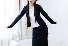 物恋传媒 No.2807 包包-帆布鞋、白棉袜、裸足-秀人美女