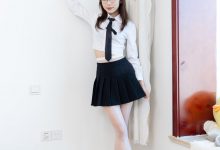 物恋传媒 No.2813 泡泡-皮鞋、高跟凉鞋、板鞋、油亮薄白丝、制服-秀人美女